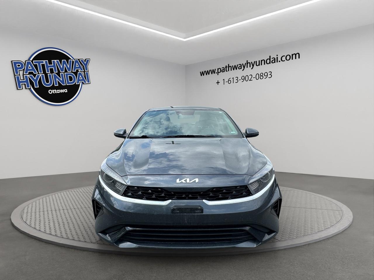 2022 Kia Forte EX | Reverse Cam | Heated Seats Photo