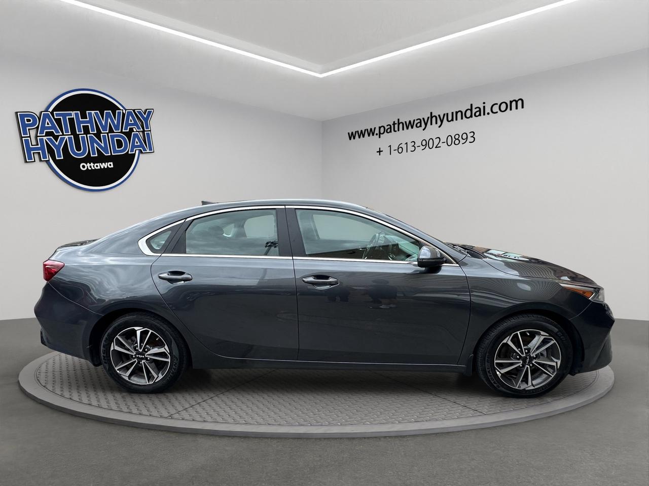 2022 Kia Forte EX | Reverse Cam | Heated Seats Photo2