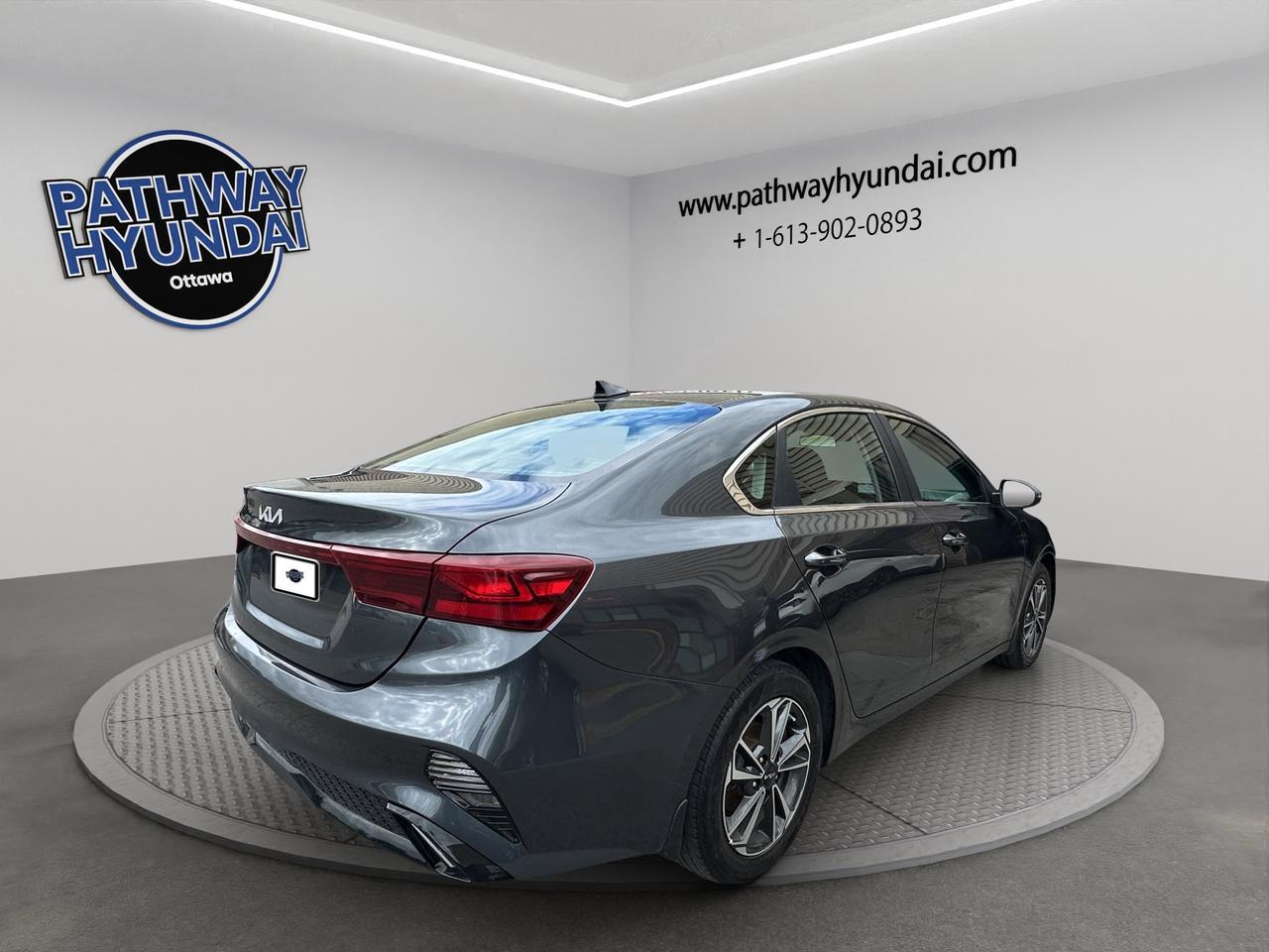 2022 Kia Forte EX | Reverse Cam | Heated Seats Photo