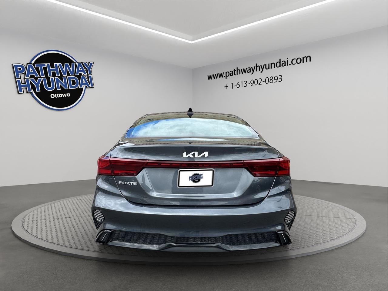 2022 Kia Forte EX | Reverse Cam | Heated Seats Photo