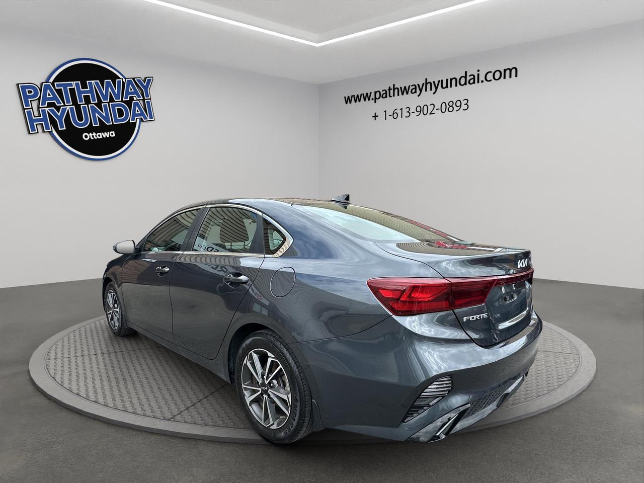 2022 Kia Forte EX | Reverse Cam | Heated Seats Photo