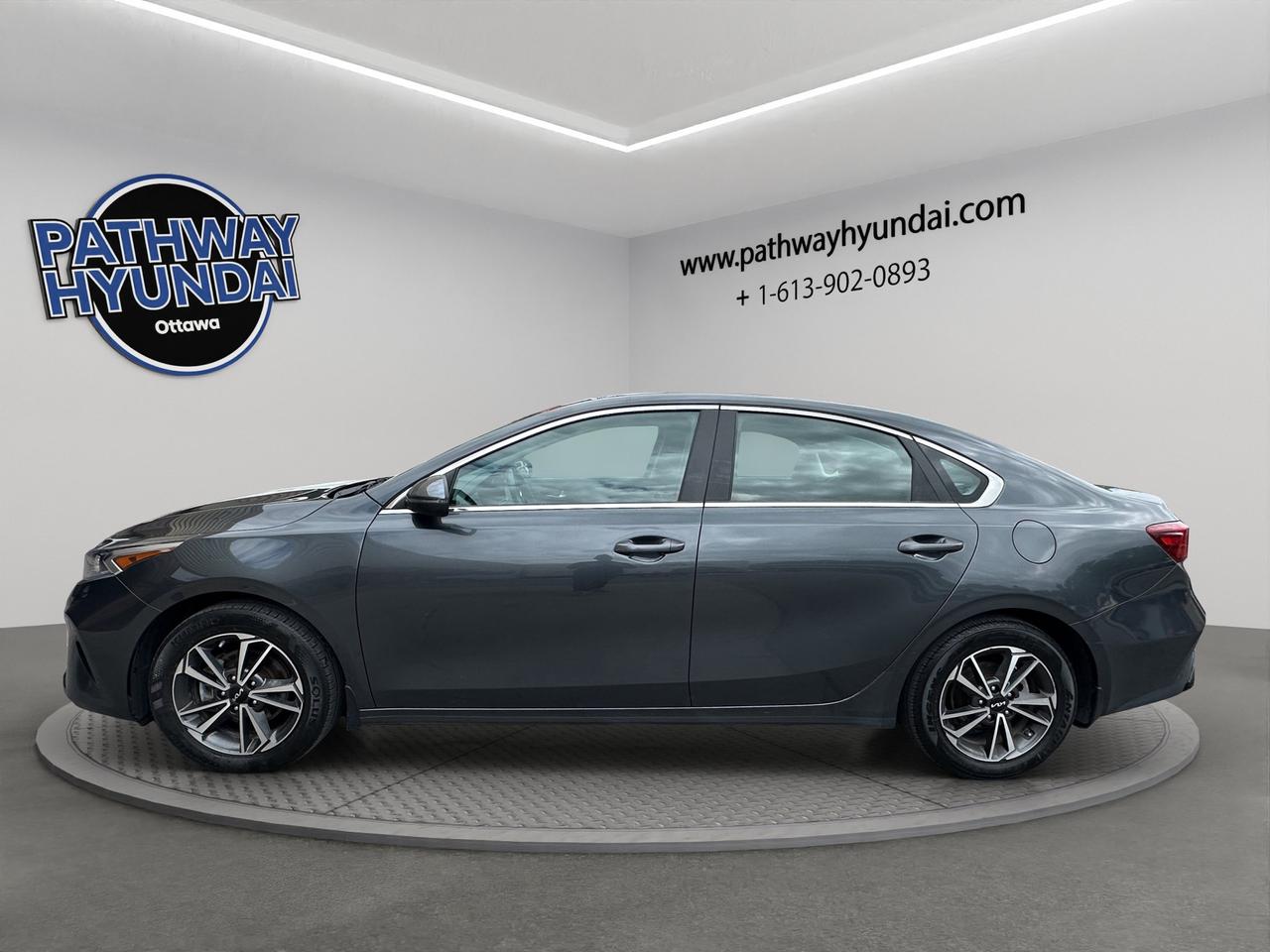 2022 Kia Forte EX | Reverse Cam | Heated Seats Photo