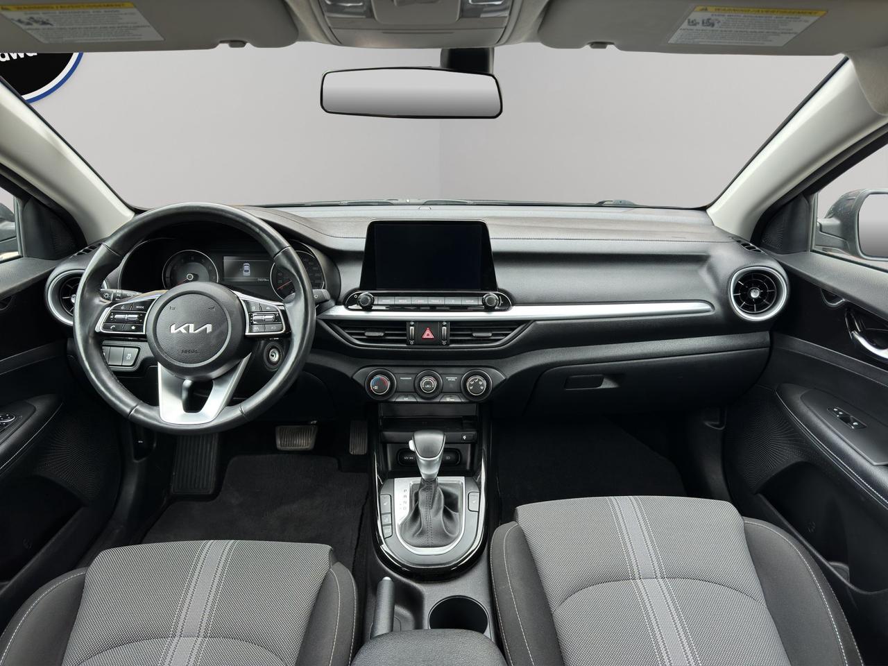 2022 Kia Forte EX | Reverse Cam | Heated Seats Photo
