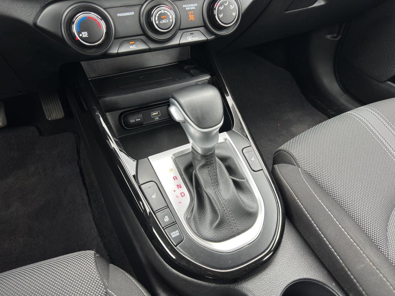 2022 Kia Forte EX | Reverse Cam | Heated Seats Photo