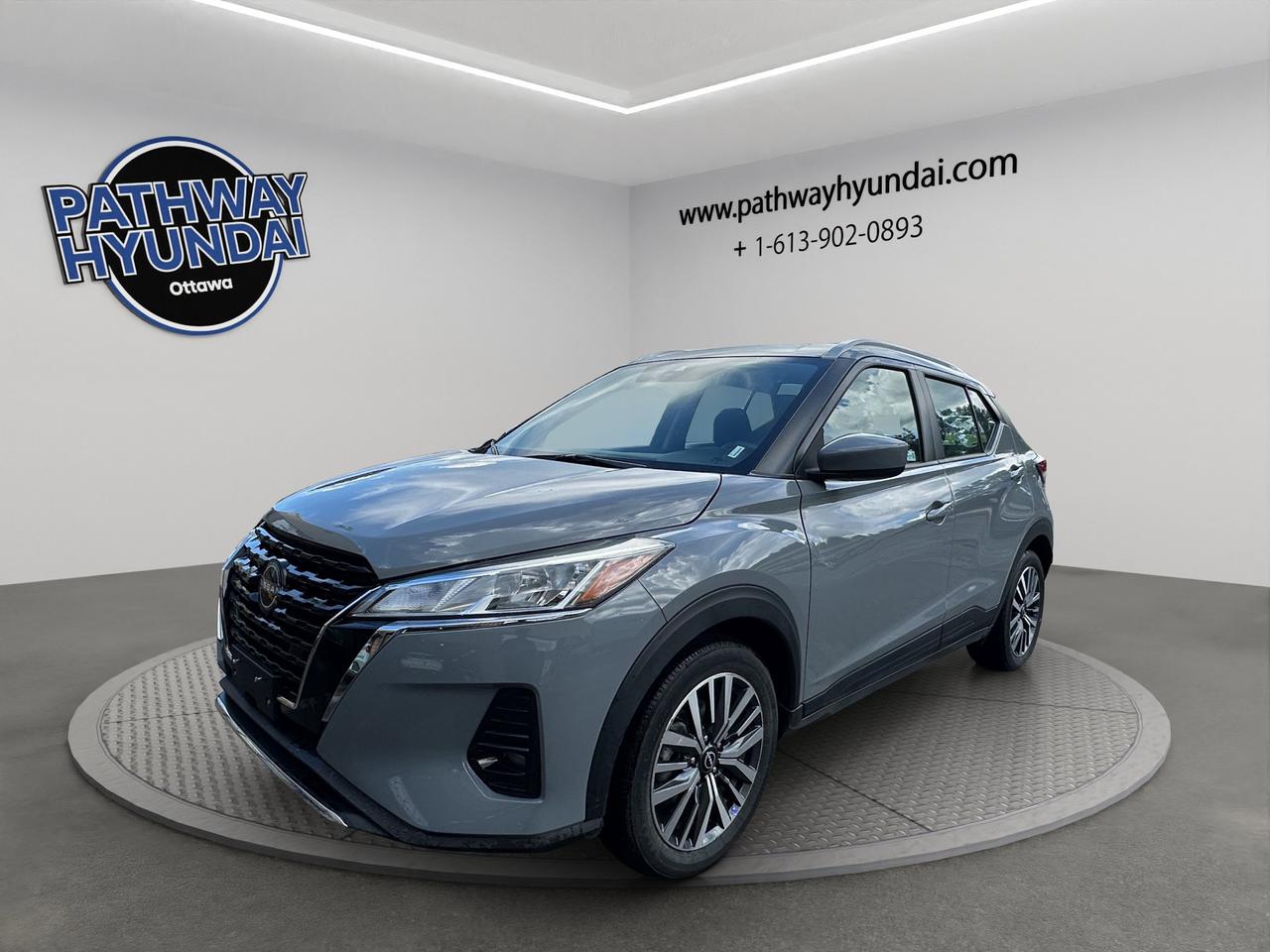 2025 Nissan Kicks Play SV | Reverse Cam | Heated Seats Photo