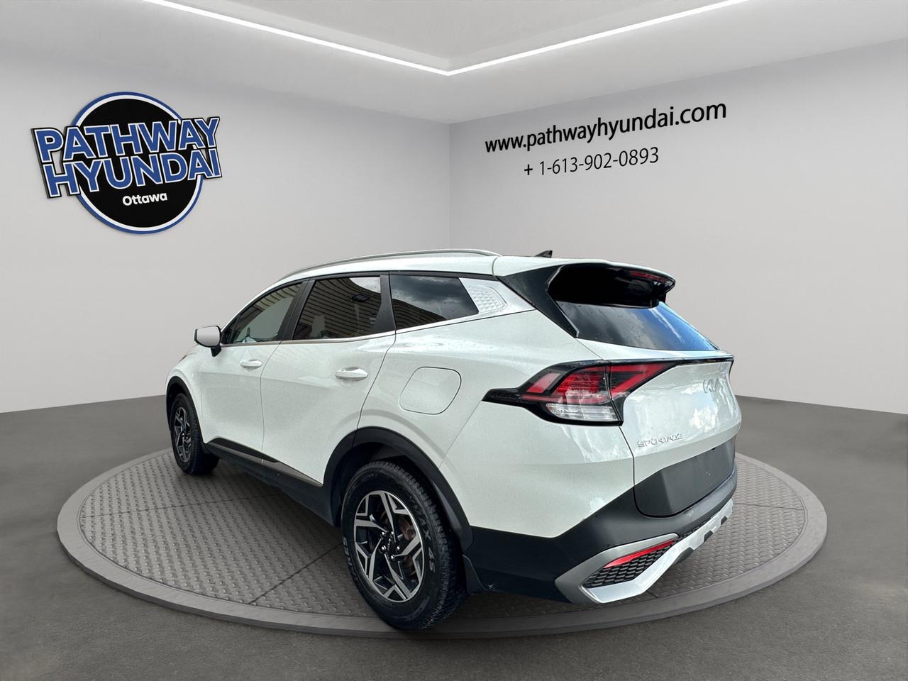 2024 Kia Sportage LX | Reverse Cam | Heated Seats Photo