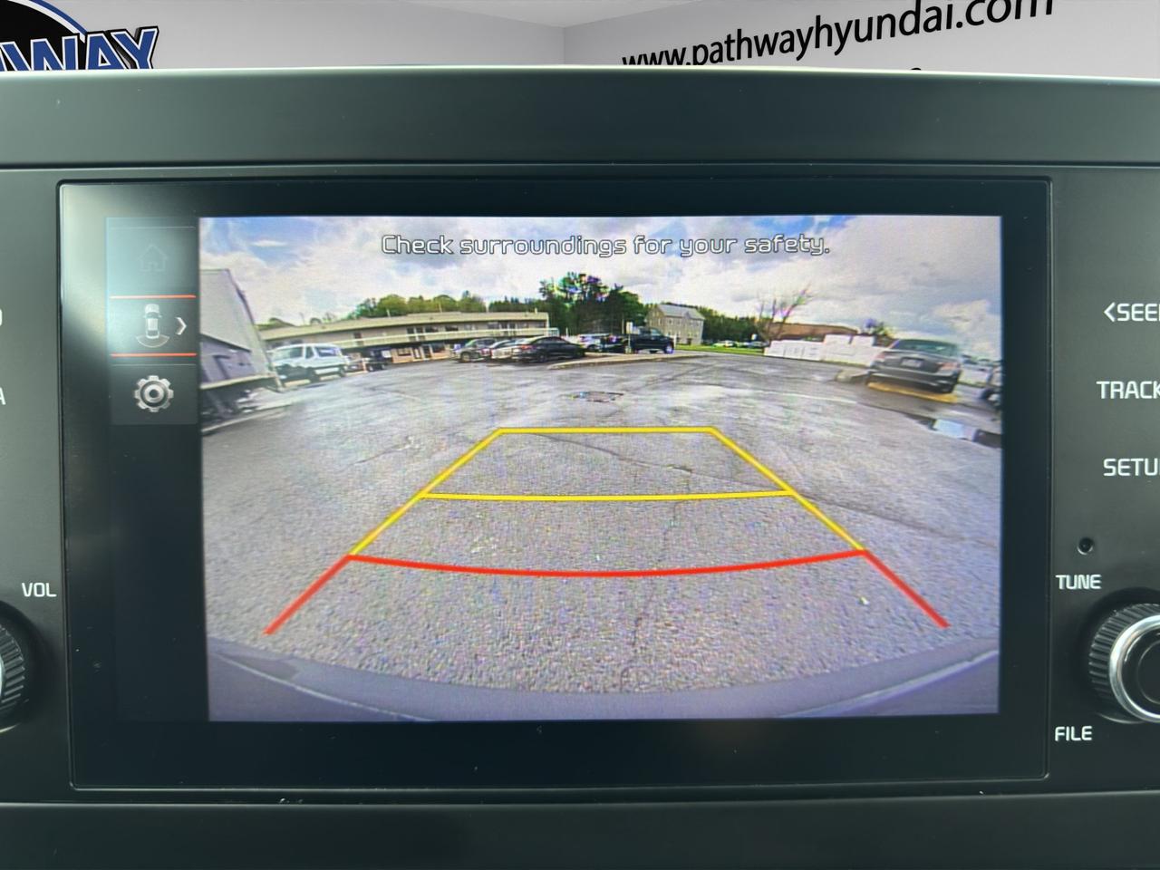 2024 Kia Sportage LX | Reverse Cam | Heated Seats Photo