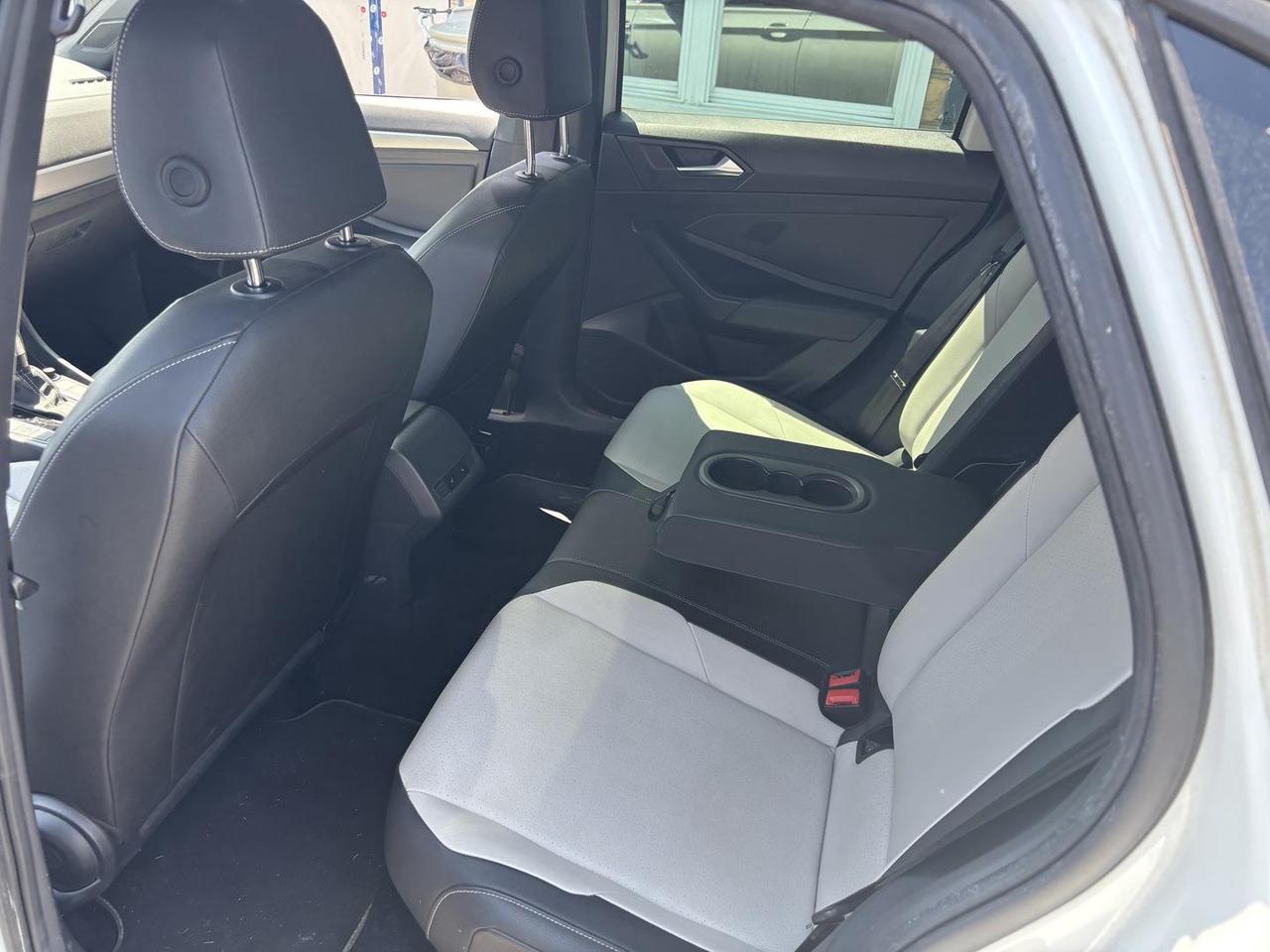 2021 Volkswagen Jetta Highline (A8) 4dr Sedan Photo