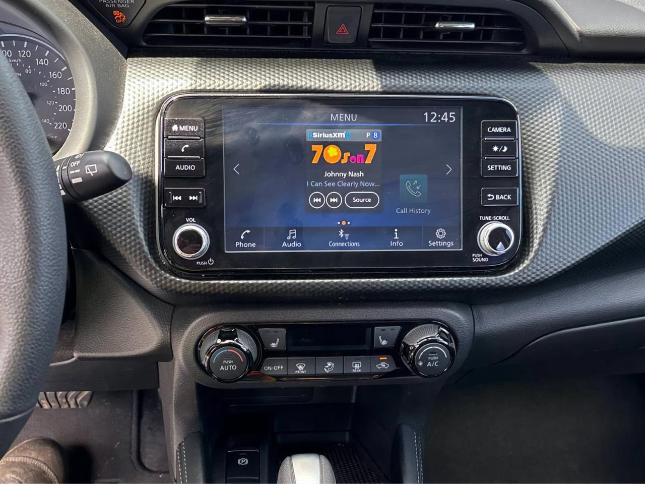 2025 Nissan Kicks Play SV | Reverse Cam | Heated Seats Photo