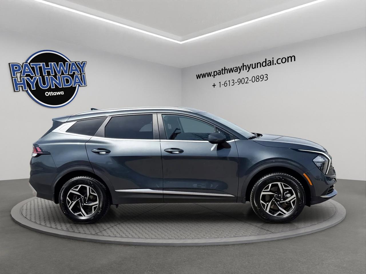 2024 Kia Sportage LX | Reverse Cam | Heated Seats Photo