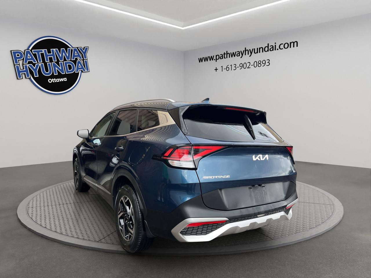 2024 Kia Sportage LX | Reverse Cam | Heated Seats Photo
