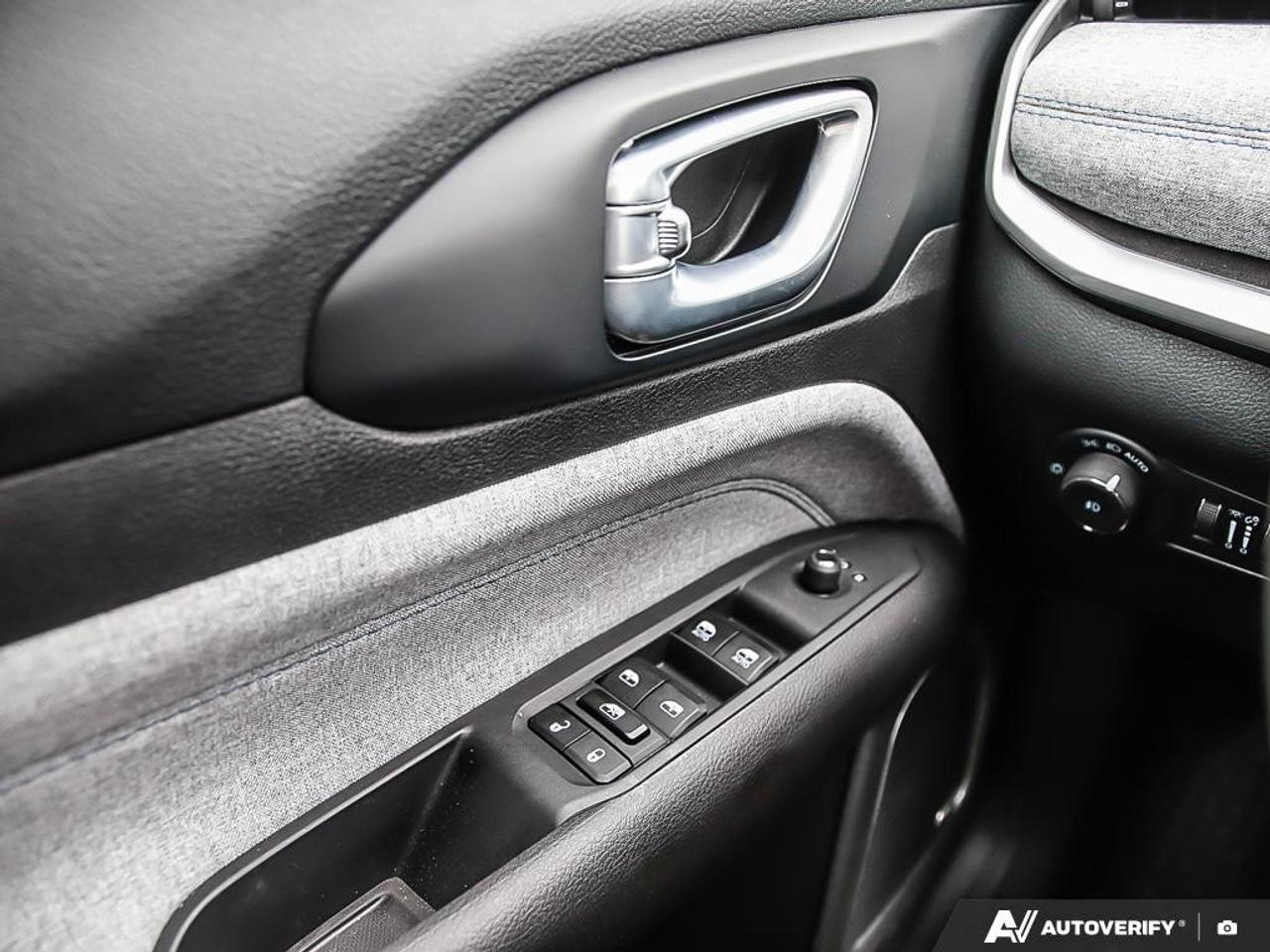 2026 Jeep Compass NORTH 4X4 Photo