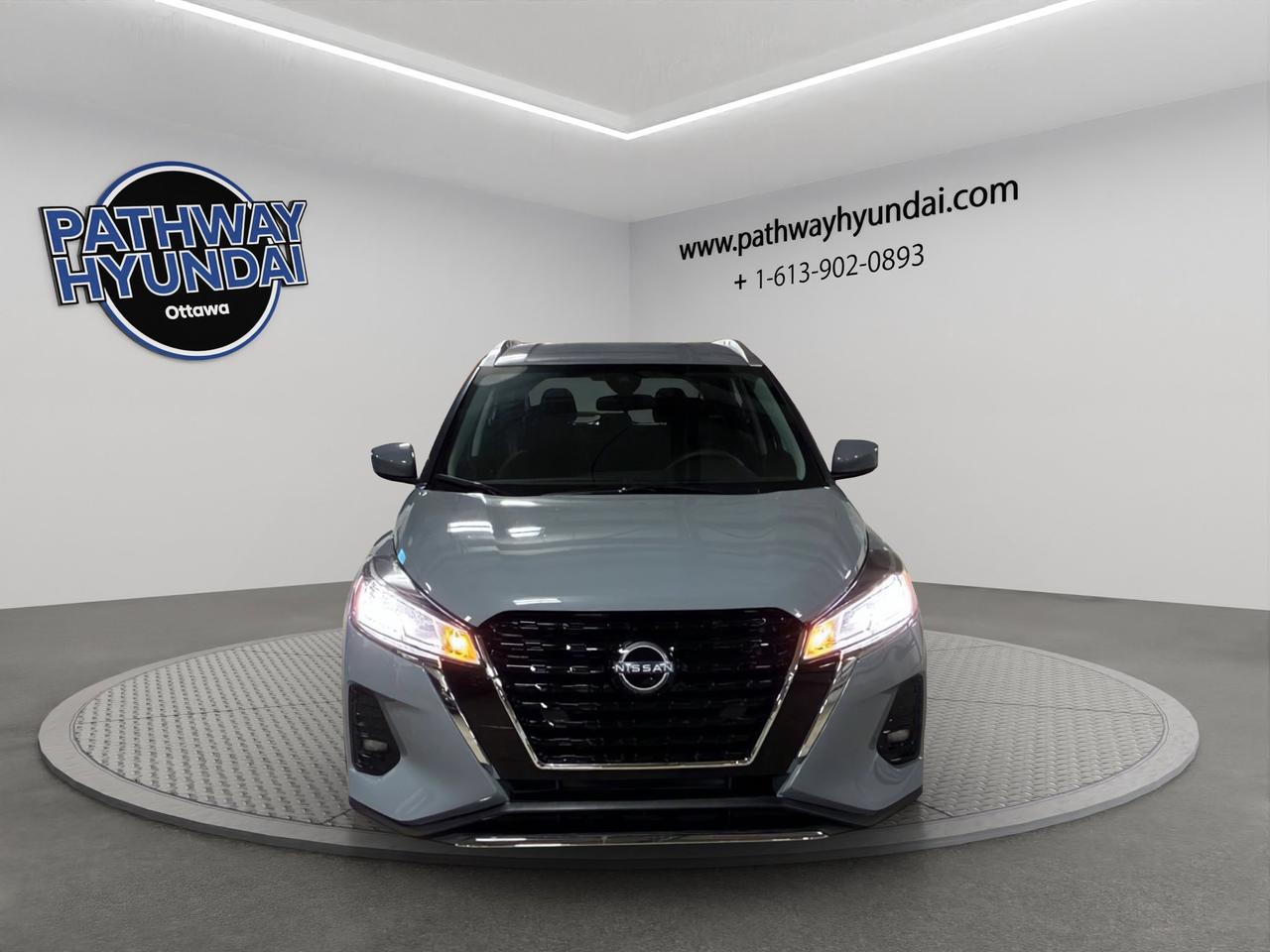 2025 Nissan Kicks Play SV | Reverse Cam | Heated Seats Photo