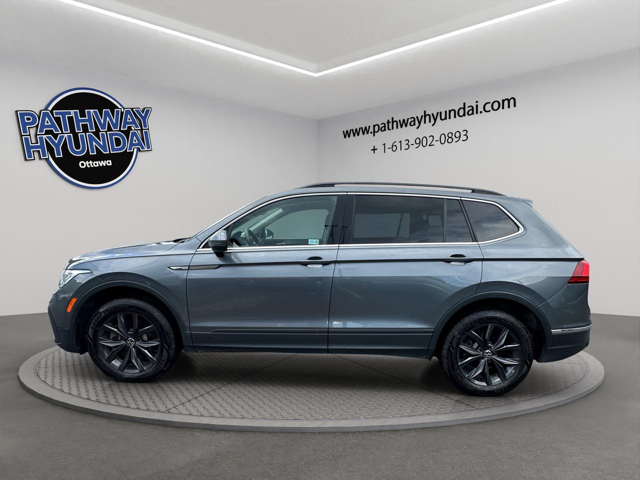 2024 Volkswagen Tiguan Comfortline | Reverse Cam | Heated Seats Photo