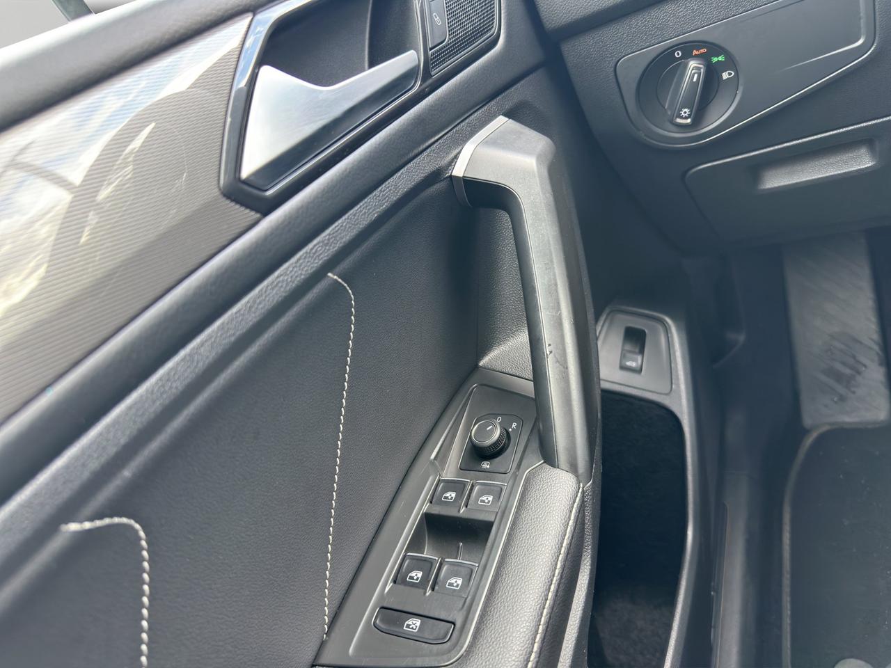 2024 Volkswagen Tiguan Comfortline | Reverse Cam | Heated Seats Photo