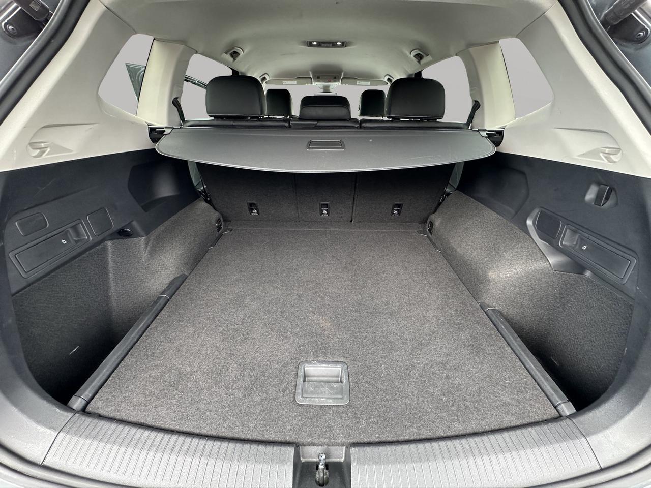 2024 Volkswagen Tiguan Comfortline | Reverse Cam | Heated Seats Photo