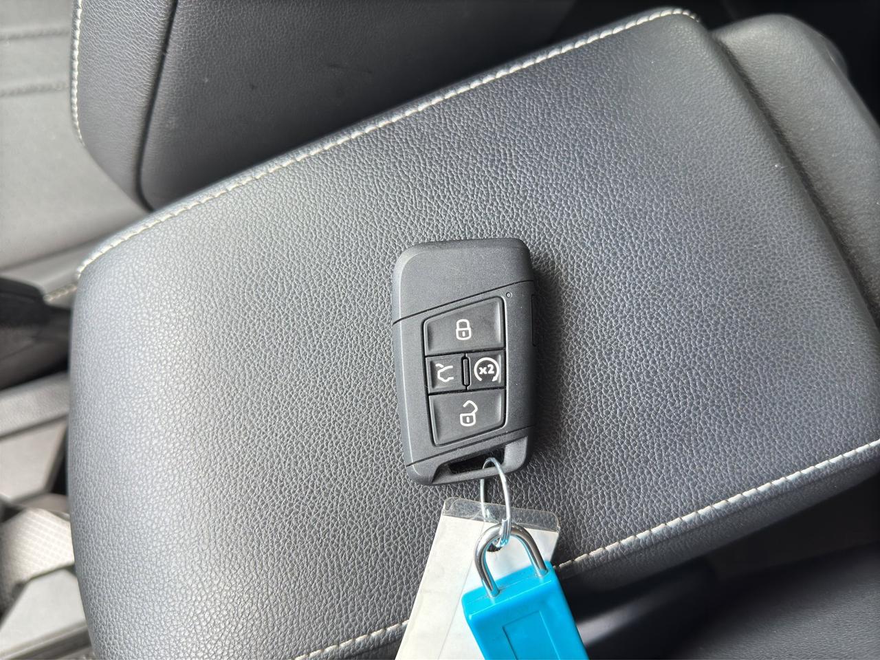 2024 Volkswagen Tiguan Comfortline | Reverse Cam | Heated Seats Photo