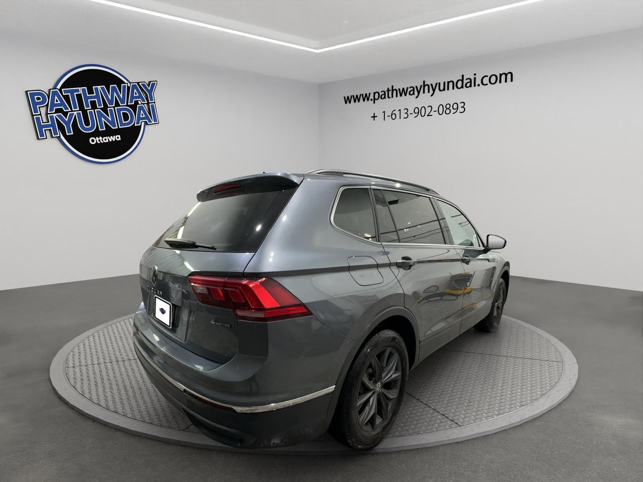 2024 Volkswagen Tiguan Comfortline | AWD | Lane Keep Assist w/Adaptive Cruise Control | Photo