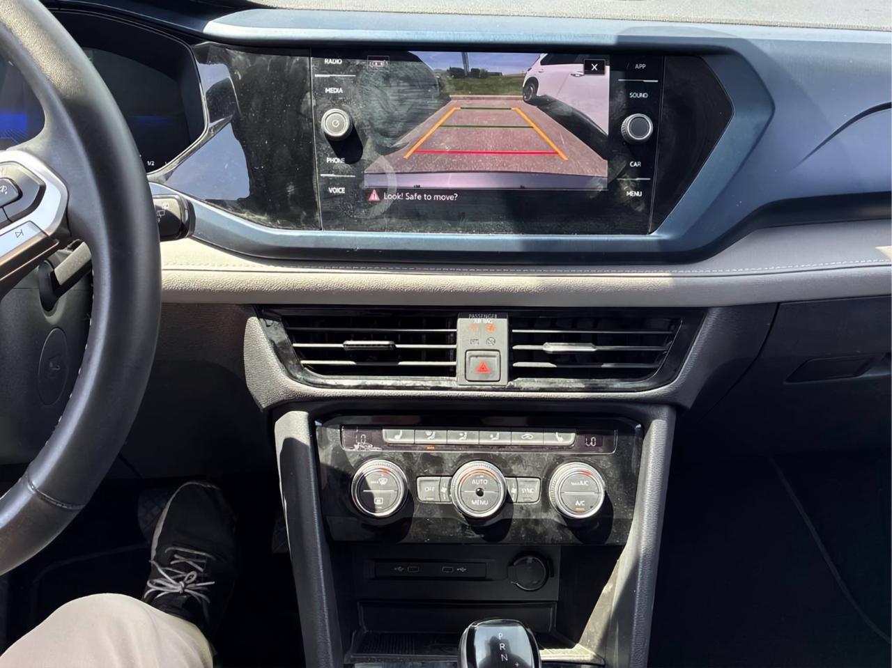 2024 Volkswagen Taos Comfortline | Reverse Cam | Heated Seats Photo