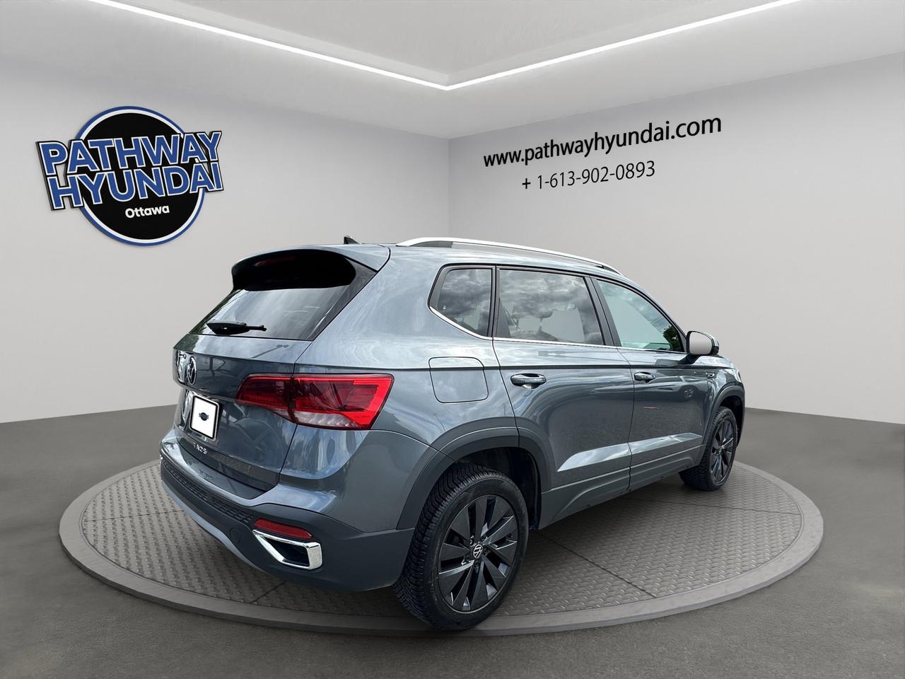 2024 Volkswagen Taos Comfortline | Reverse Cam | Heated Seats Photo3