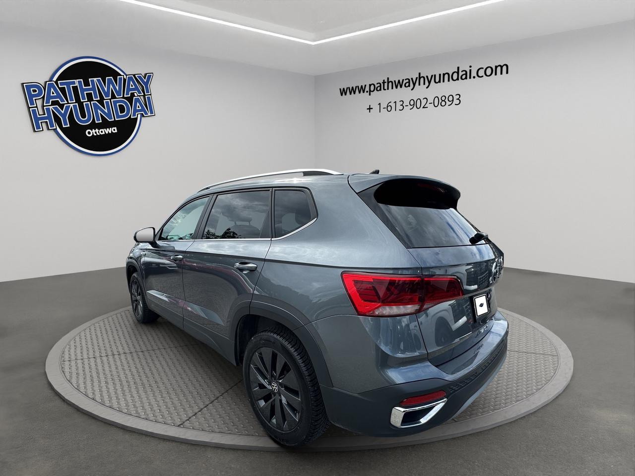 2024 Volkswagen Taos Comfortline | Reverse Cam | Heated Seats Photo