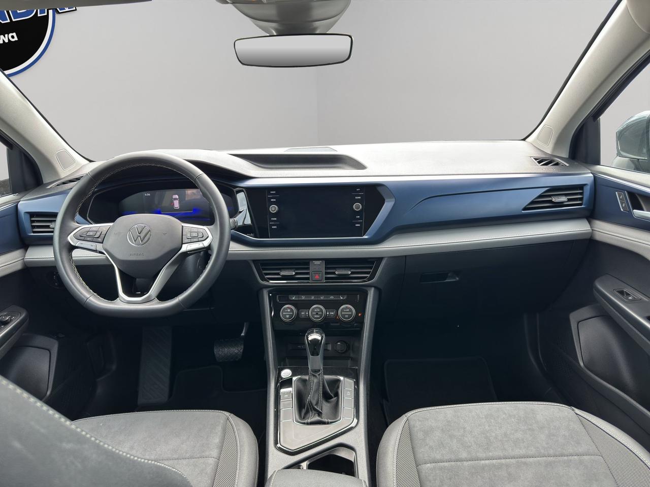 2024 Volkswagen Taos Comfortline | Reverse Cam | Heated Seats Photo