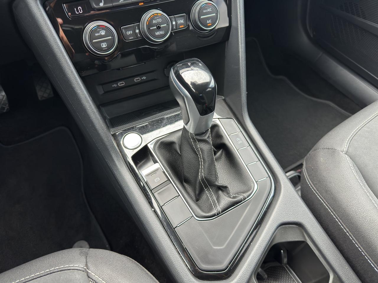 2024 Volkswagen Taos Comfortline | Reverse Cam | Heated Seats Photo