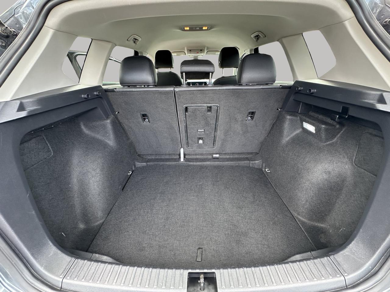 2024 Volkswagen Taos Comfortline | Reverse Cam | Heated Seats Photo
