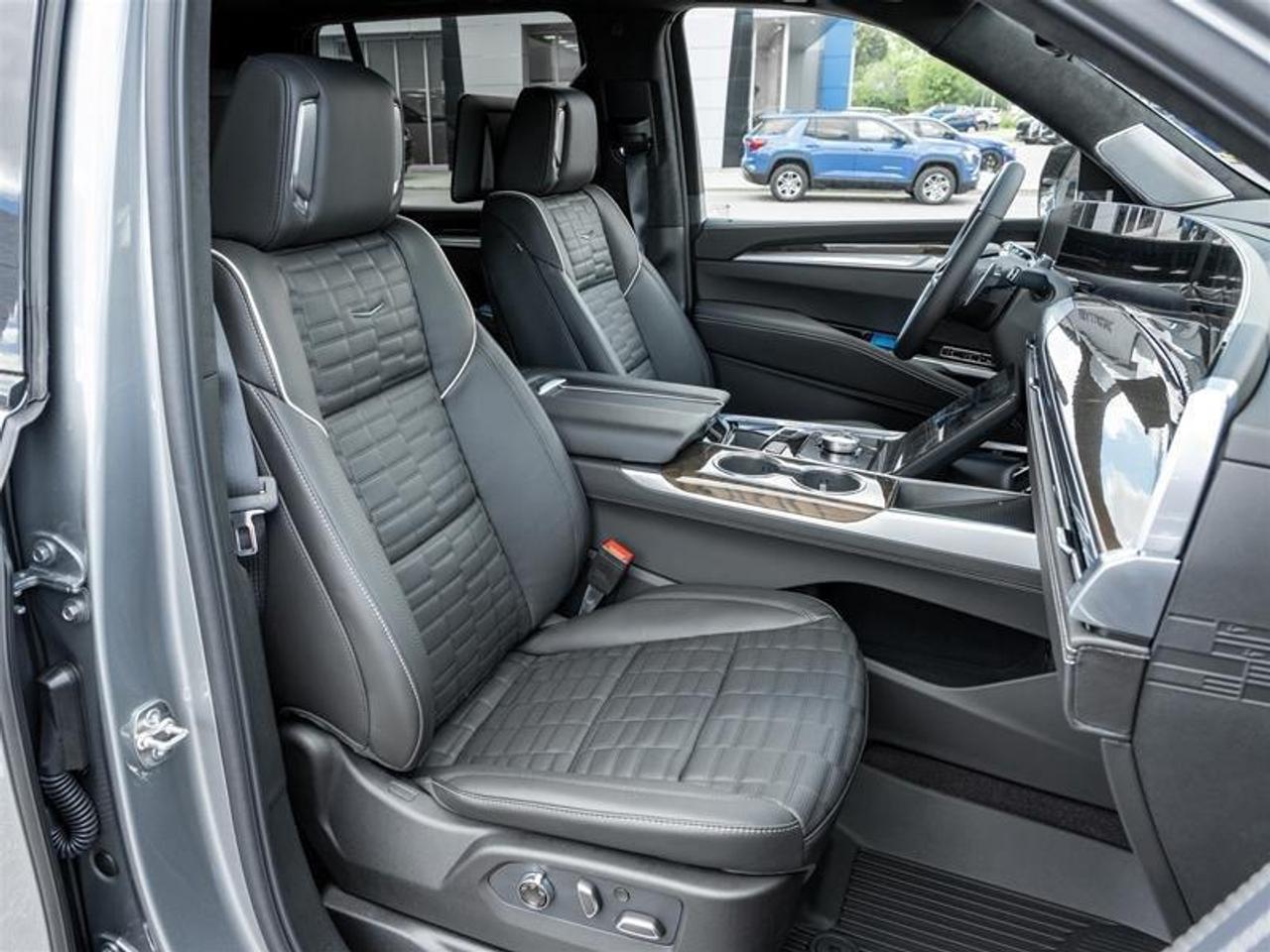 2026 Cadillac Escalade Platinum Sport 4dr 4x4 Photo