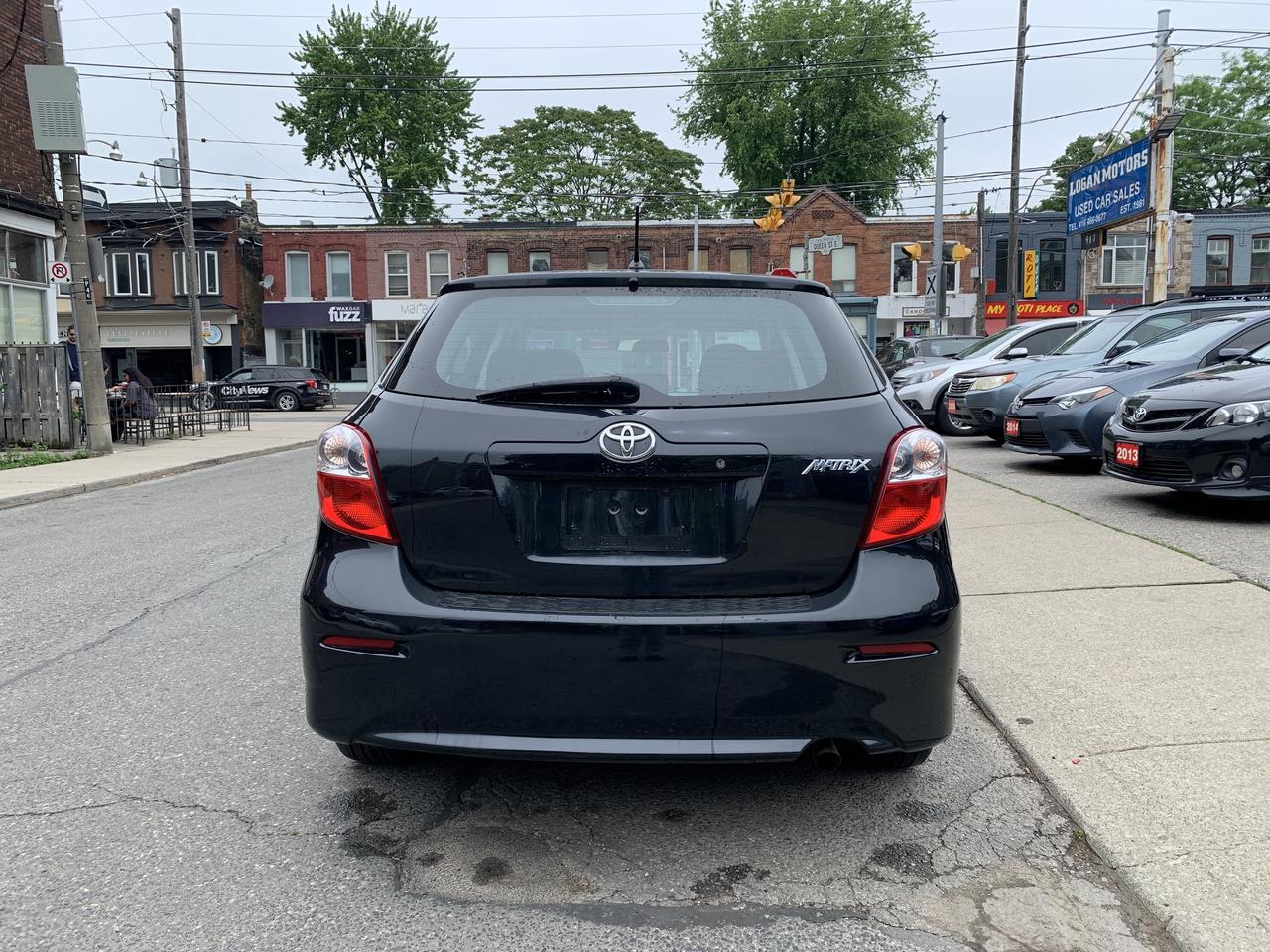 2014 Toyota Matrix 4DR WGN AUTO FWD Photo