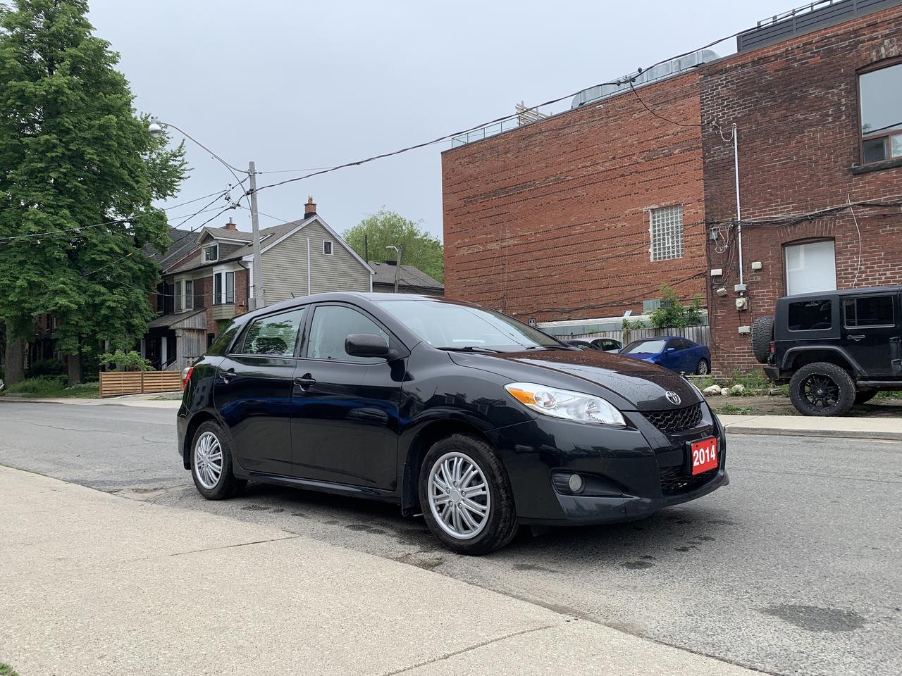 2014 Toyota Matrix 4DR WGN AUTO FWD Photo