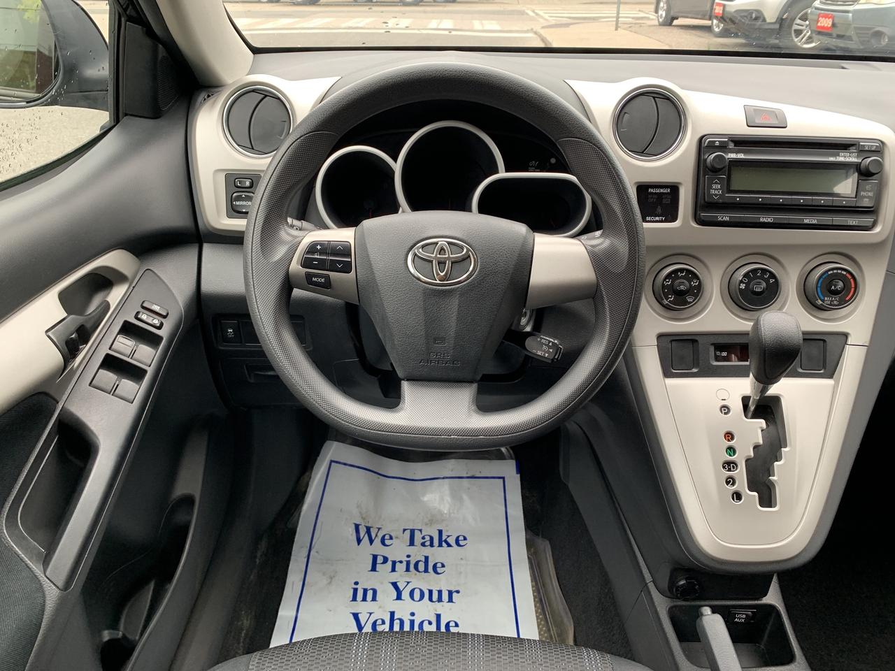 2014 Toyota Matrix 4DR WGN AUTO FWD Photo