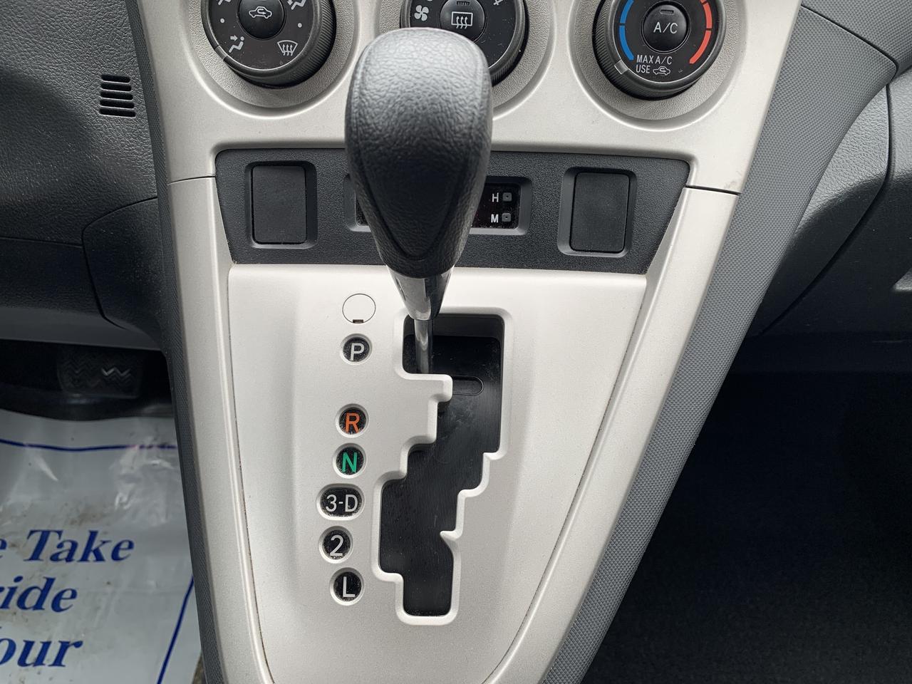 2014 Toyota Matrix 4DR WGN AUTO FWD Photo