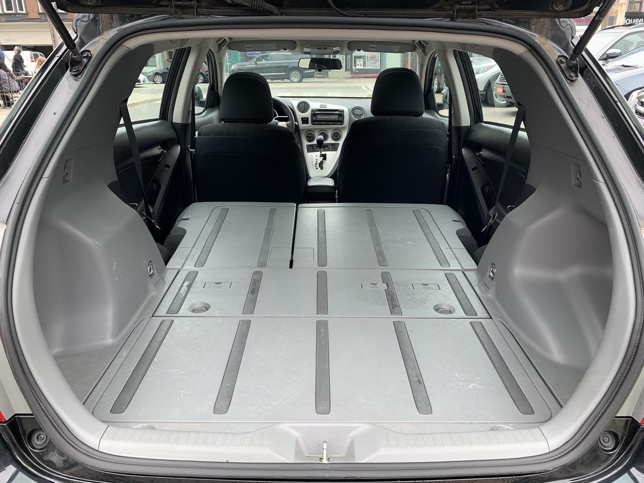 2014 Toyota Matrix 4DR WGN AUTO FWD Photo