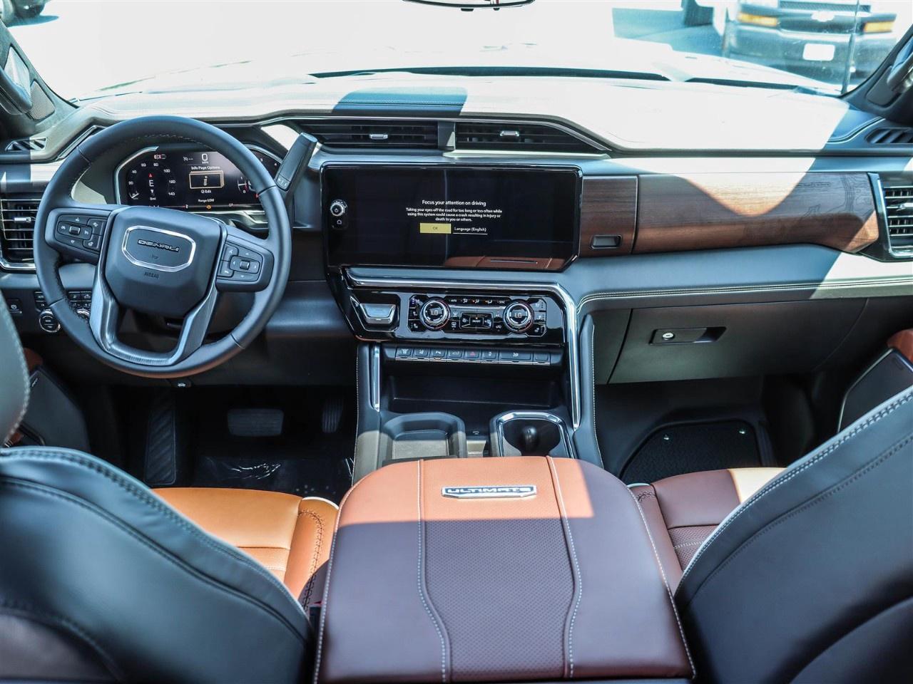 2026 GMC Sierra 3500HD 4WD Crew Cab Long Box Denali Ultimate Photo
