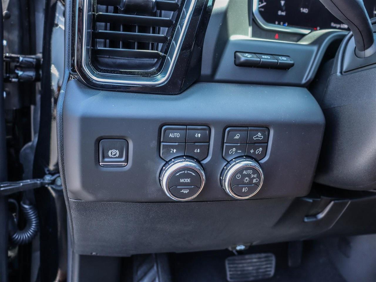 2026 GMC Sierra 3500HD 4WD Crew Cab Long Box Denali Ultimate Photo
