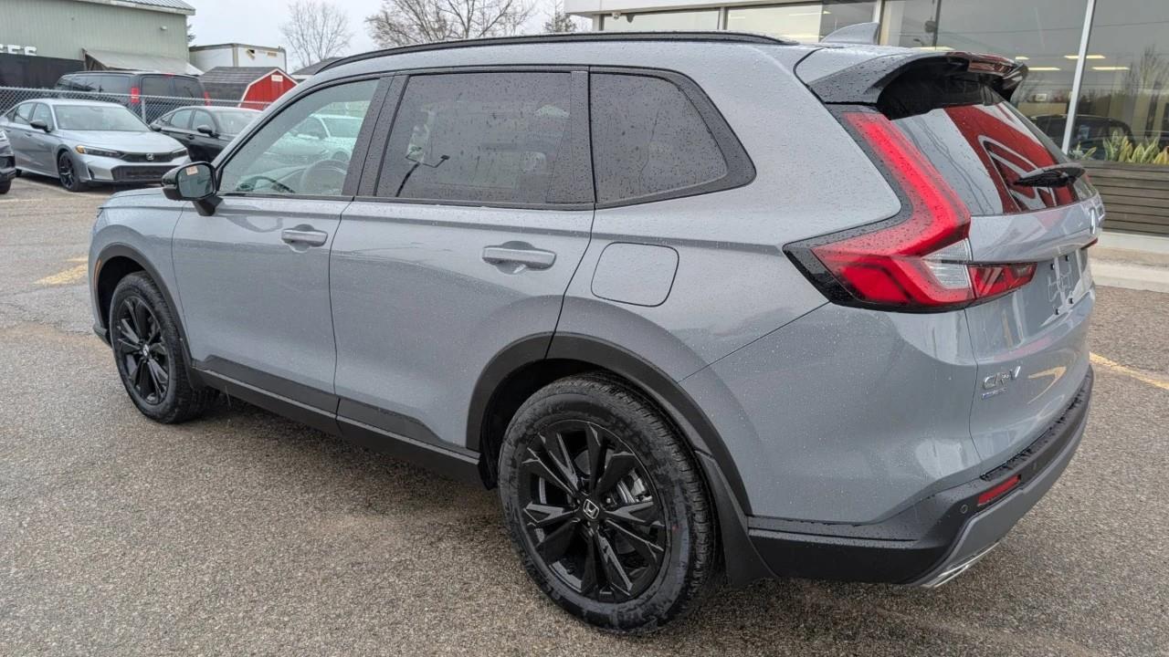 2026 Honda CR-V Hybrid Touring 4dr All-Wheel Drive Photo