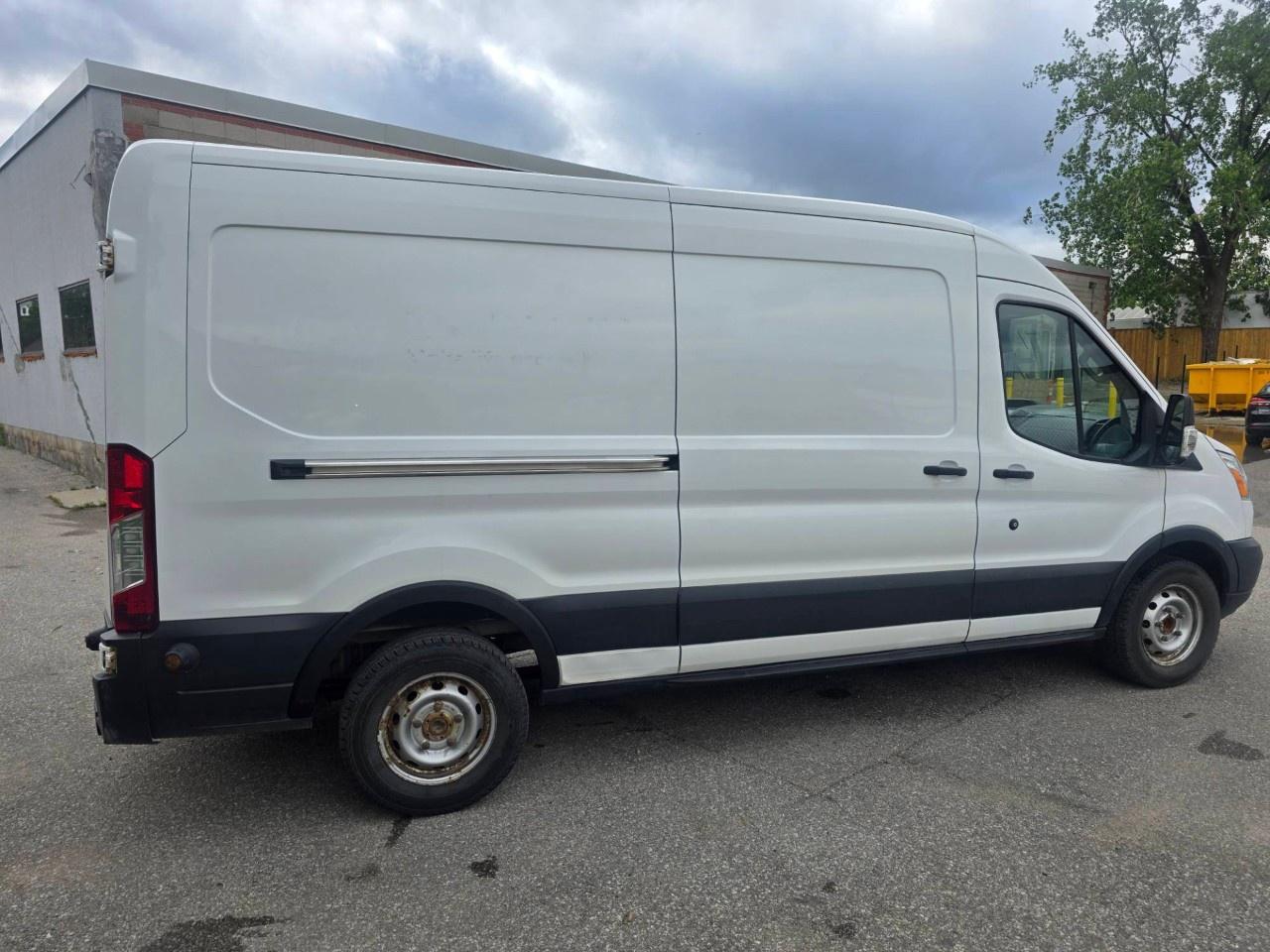 2019 Ford Transit Van T-150 148" Med Rf 8600 GVWR Sliding RH Dr Photo
