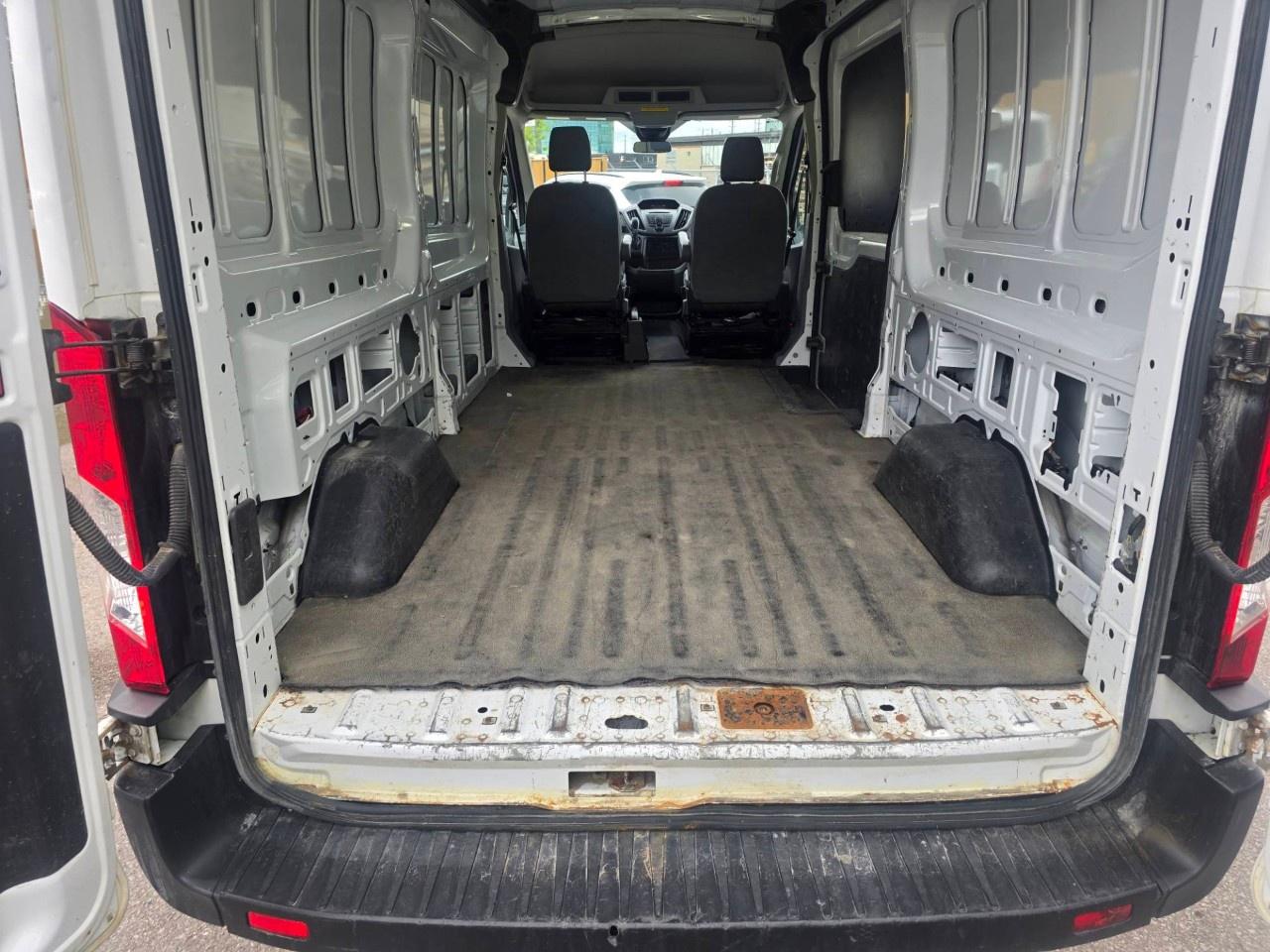 2019 Ford Transit Van T-150 148" Med Rf 8600 GVWR Sliding RH Dr Photo
