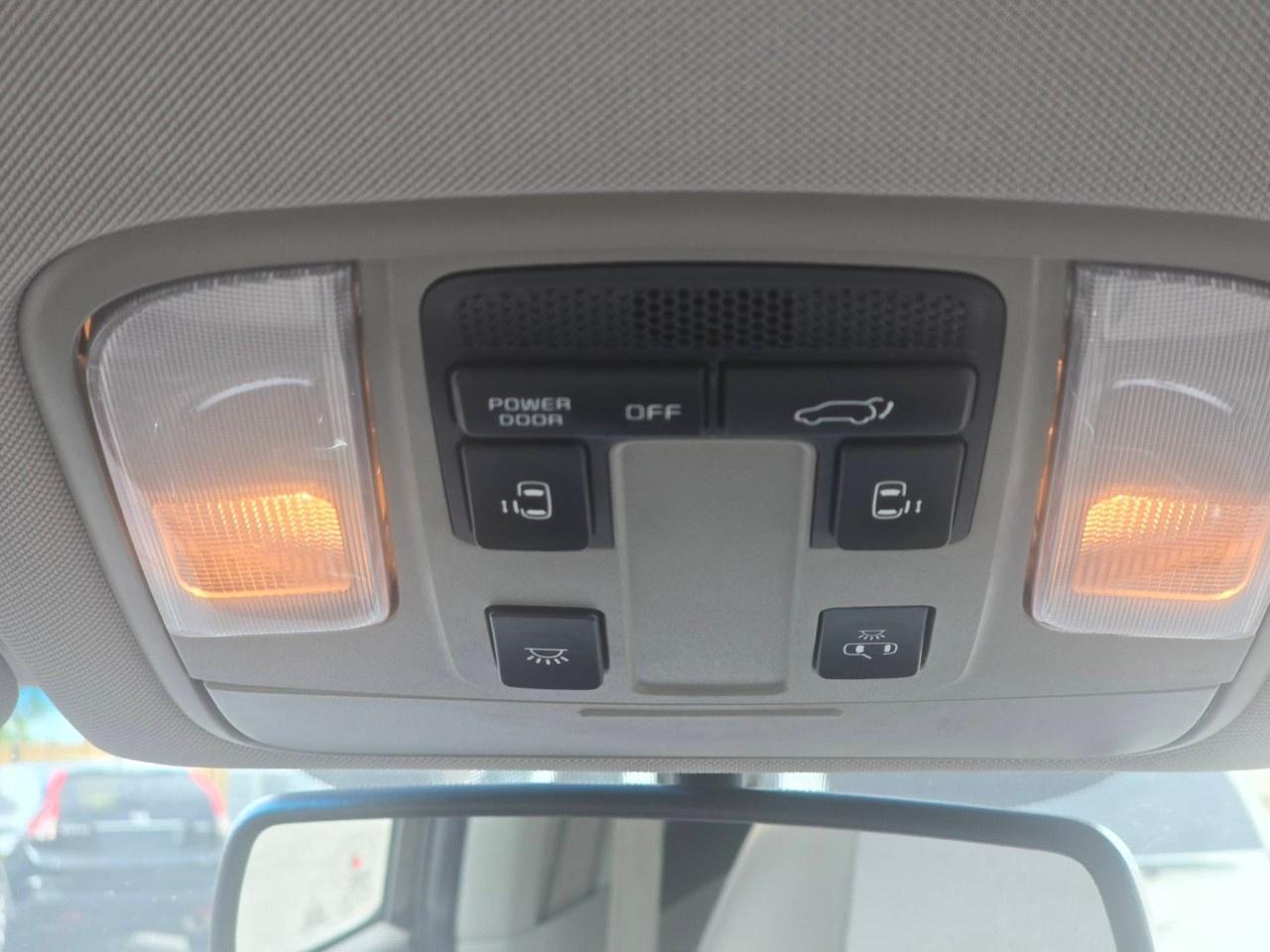 2020 Kia Sedona LX+ FWD Photo