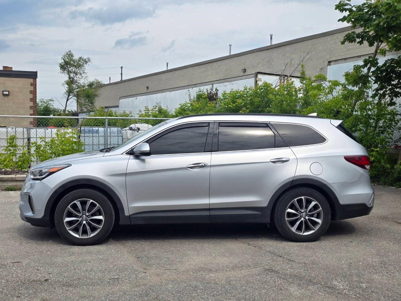 2018 Hyundai Santa Fe XL AWD Premium Photo