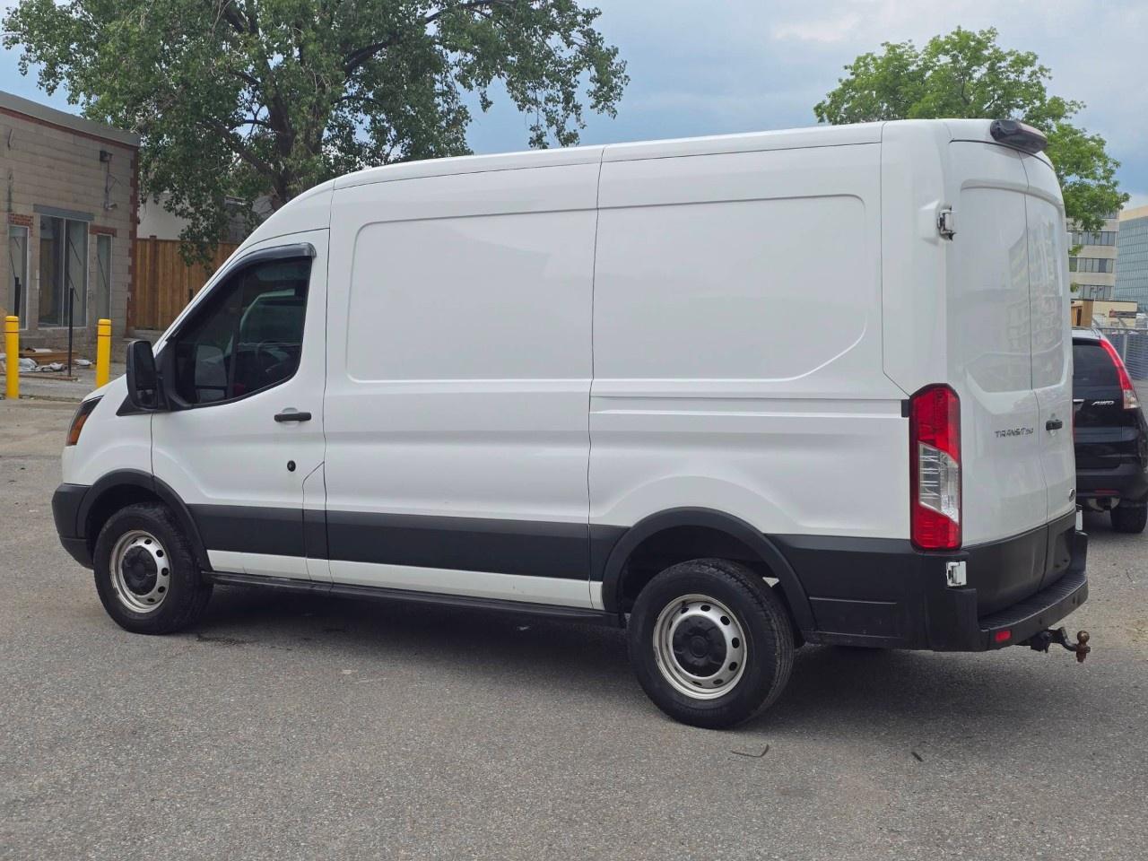 2019 Ford Transit Van T-250 130" Med Rf 9000 GVWR Sliding RH Dr Photo