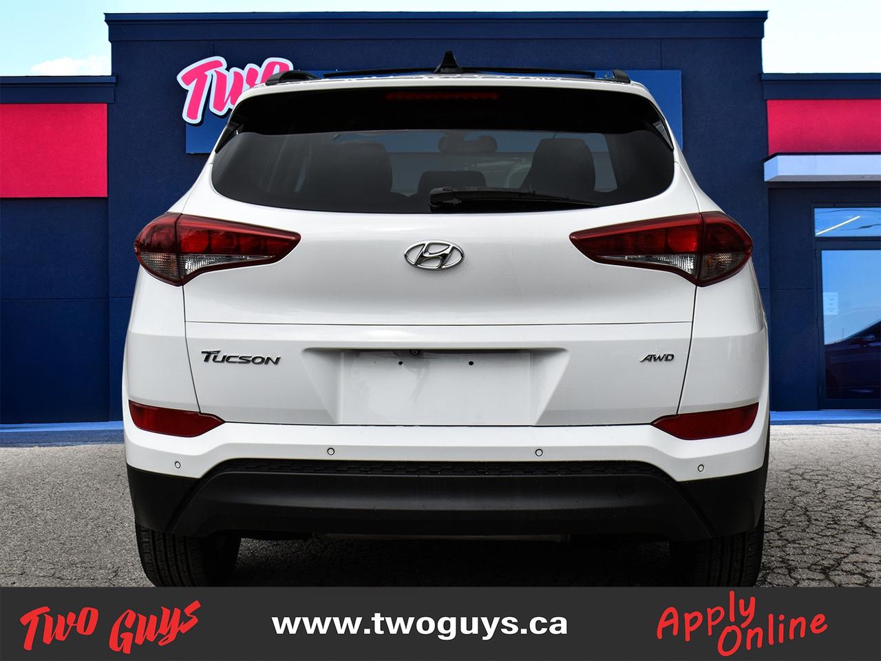 2017 Hyundai Tucson Luxury AWD Panoroof Leather Nav Back Up Camera Photo
