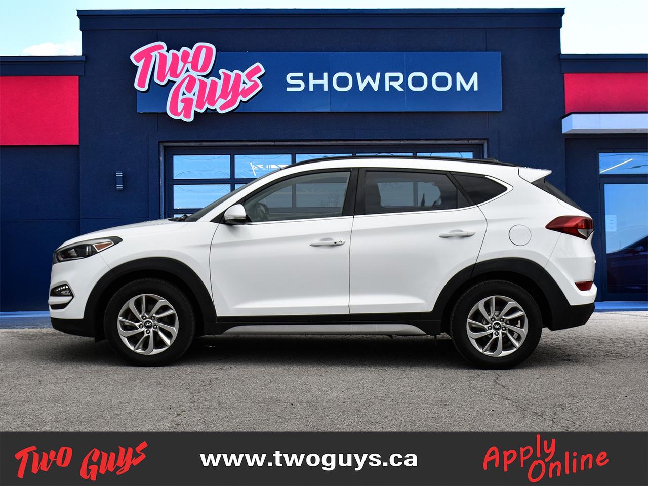 2017 Hyundai Tucson Luxury AWD Panoroof Leather Nav Back Up Camera Photo