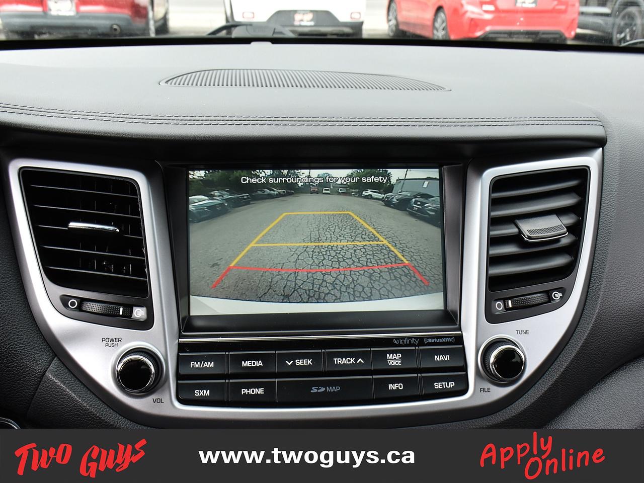 2017 Hyundai Tucson Luxury AWD Panoroof Leather Nav Back Up Camera Photo