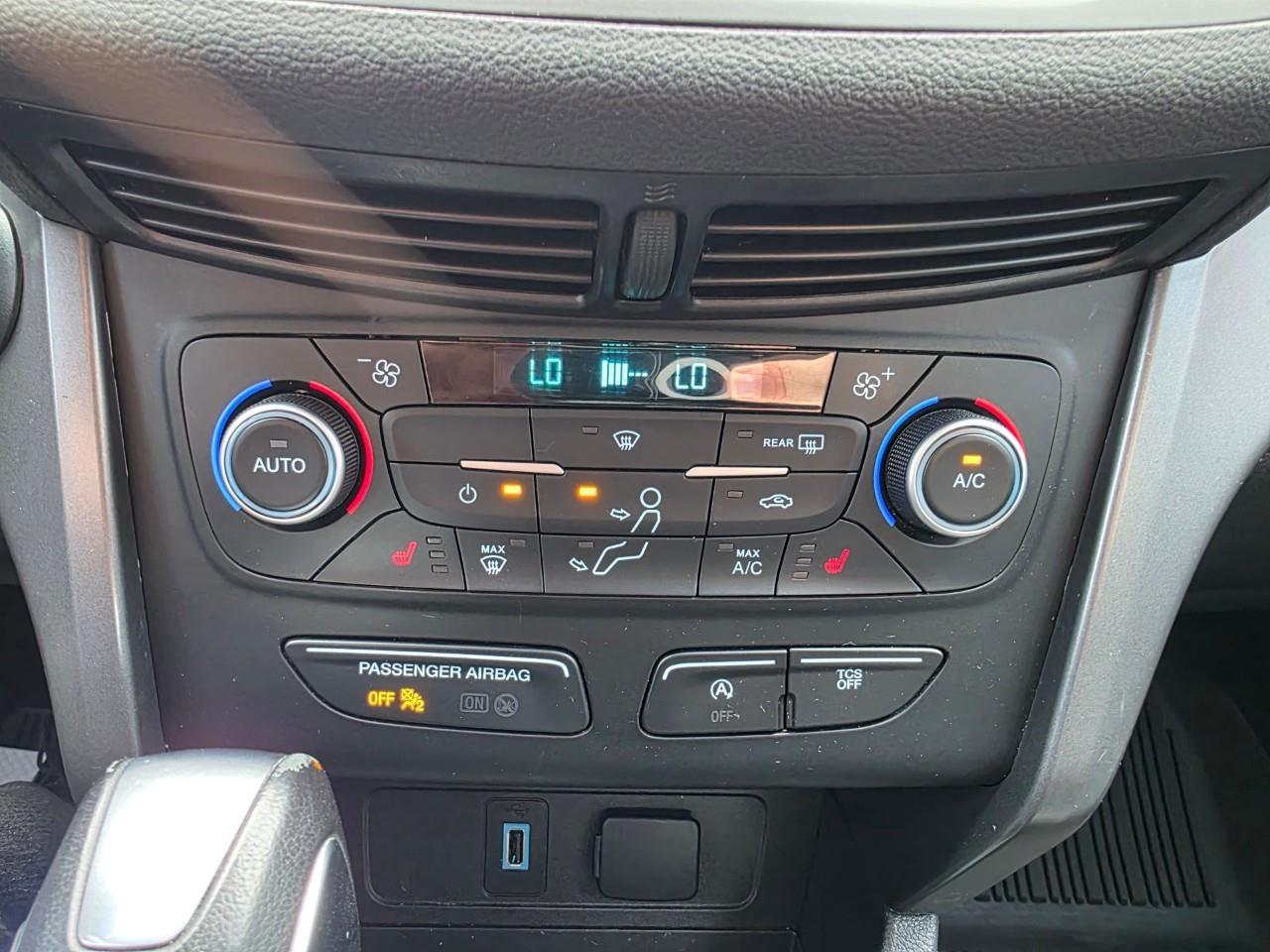 2019 Ford Escape SEL 4dr 4x4 Photo