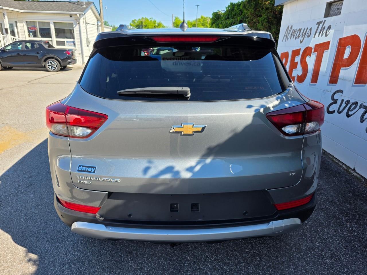 2024 Chevrolet TrailBlazer LT 4dr All-Wheel Drive Photo