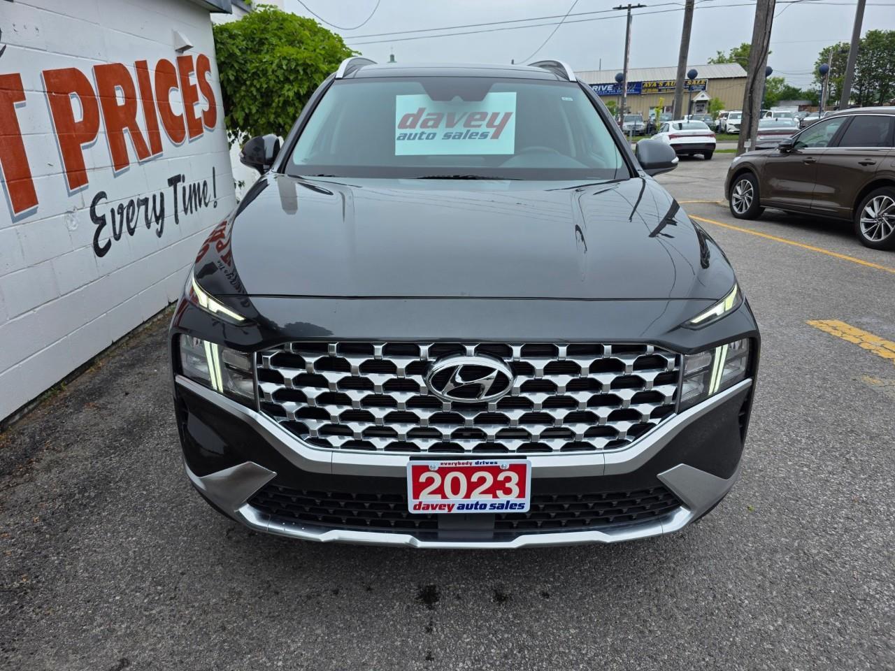2023 Hyundai Santa Fe Preferred w/Trend Package 4dr All-Wheel Drive Photo