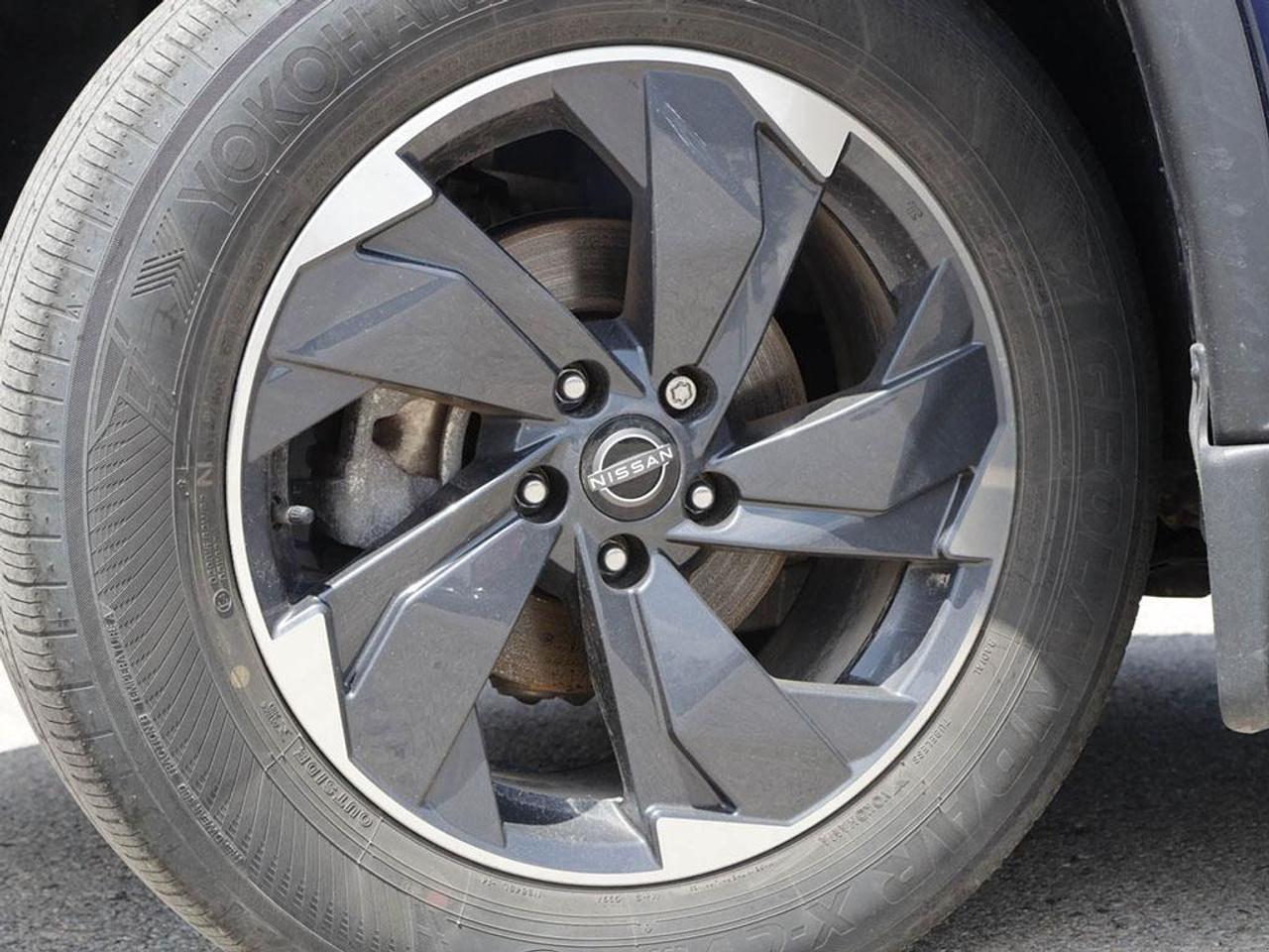 2024 Nissan Rogue SV Moonroof 4dr All-Wheel Drive Sport Utility Photo