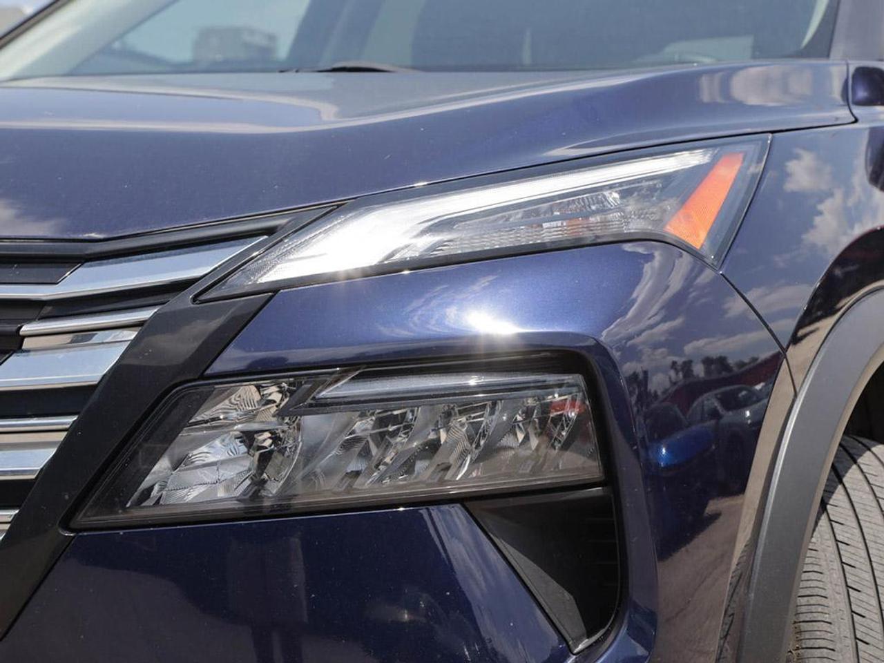 2024 Nissan Rogue SV Moonroof 4dr All-Wheel Drive Sport Utility Photo